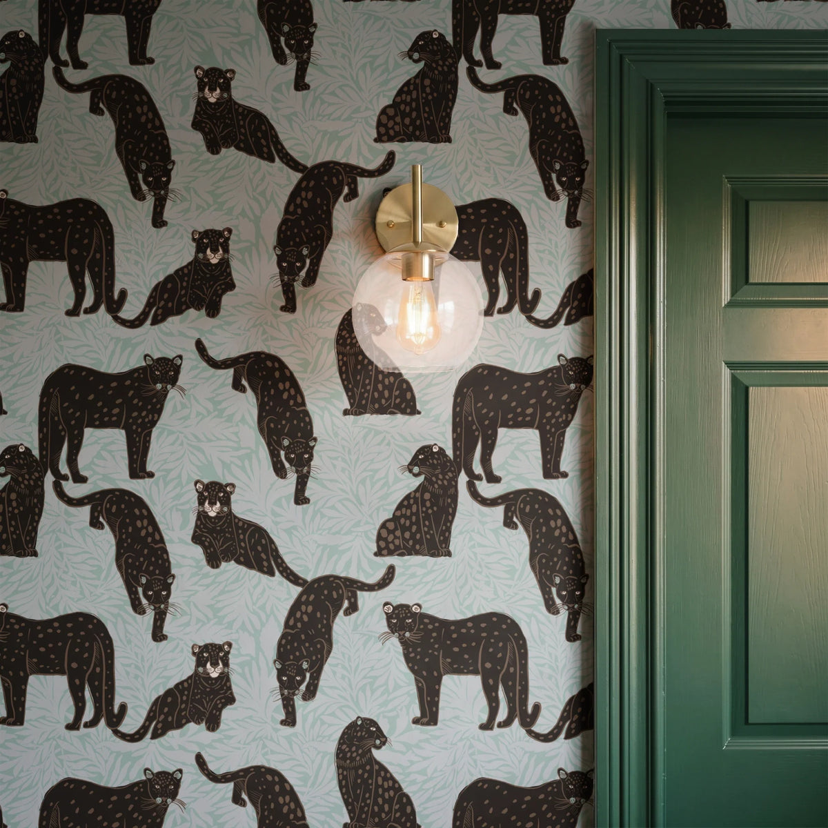 Big Cats, Onyx and Mint Wallpaper